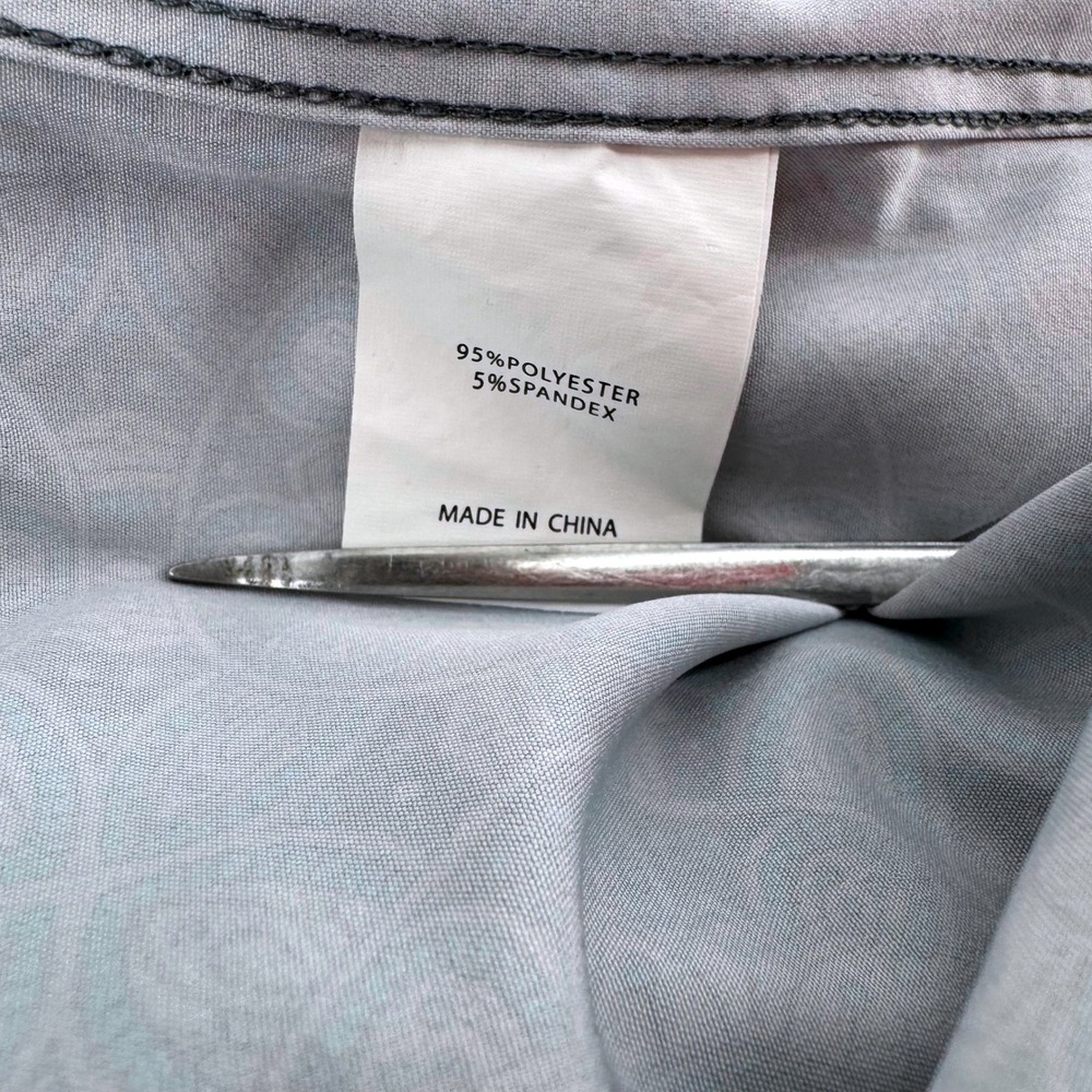 Molokai Surf Co Button Down Shirt Mens Small Grey Turquoise Mandala Pattern - Picture 7 of 7